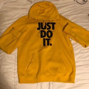 Women’s nike sweatshirt